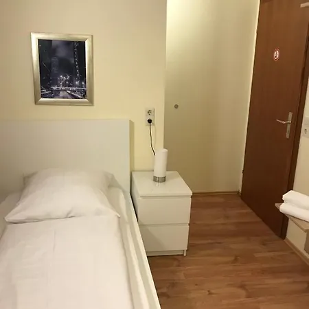 酒店 Garni Elisabeth 格平根