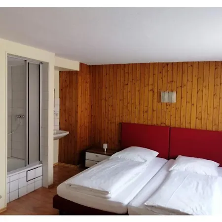 Hotel Garni Elisabeth 2*