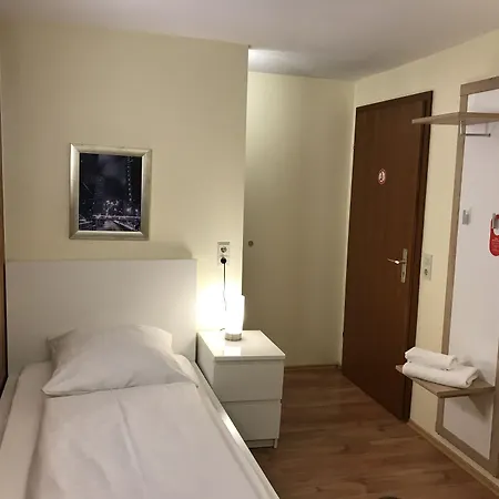 Garni Elisabeth 3* 괴핑엔