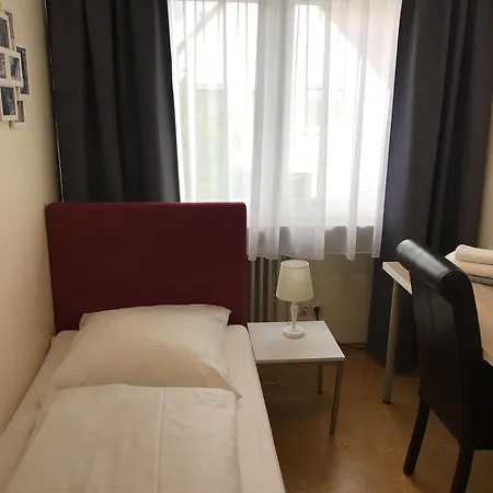 酒店 Garni Elisabeth 格平根