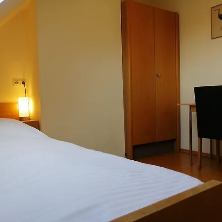 Hotel Garni Elisabeth 3*