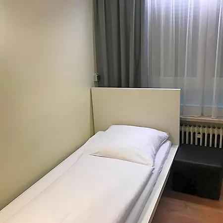 酒店 Garni Elisabeth 格平根
