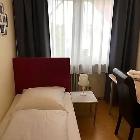 酒店 Garni Elisabeth 格平根